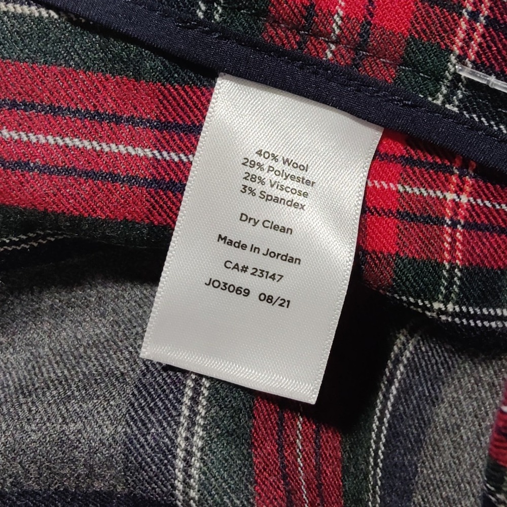 Talbots Plaid Wool Blend Slim Ankle Pants Red Grey Tartan Size 12 Side Zip - Picture 8 of 8